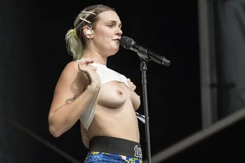 Tove Lo OnStageGW - Viral Porn