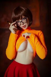 Velma Cosplay Set - Ashlynne Dae