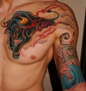 Цветная тату на груди у парня - бык - KissMyTattoo.ru