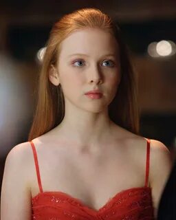 40 Hot And Sexy Molly C. Quinn Pictures - 12thBlog