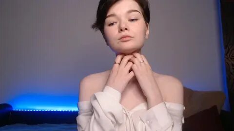 Chaturbate, Broken_But_Cute.