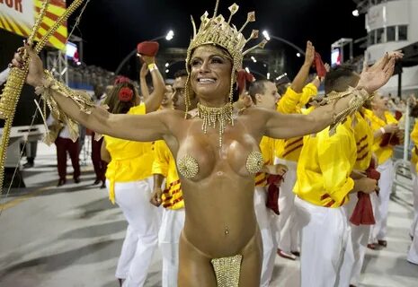 Карнавал голые сиськи (82 фото) - порно фото