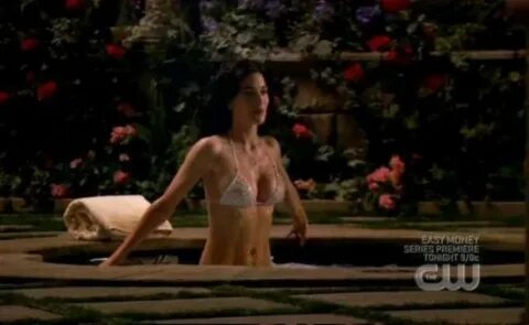 Jaime Murray in Bikini - Valentine, 2008 (4 pics) NudeBase.c