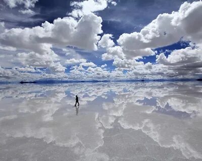 Clouds Reflection On Salt Lake Wallpapers - 1280x1024 - 3901