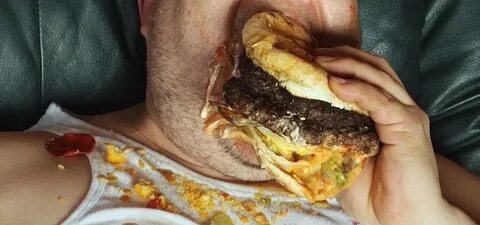 The Perfect Way to Eat a Burger with No Mess or Sticky Finge