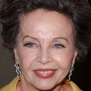 Astrology Birth Chart of Leslie Caron (Movie Actress) 2022 A