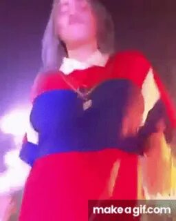Billie eilish boobs gif 👉 👌 Billie Eilish Can't Hide Them - Famous Nipple