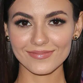 Victoria Justice Makeup: Black Eyeshadow, Brown Eyeshadow, G