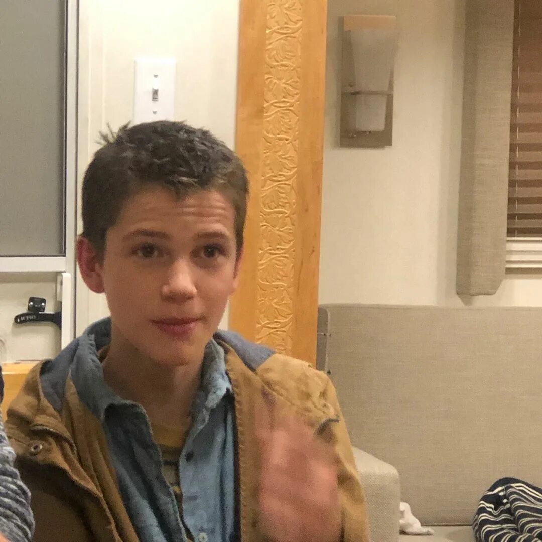 Gabriel Michael Bateman в Instagram: ""Just a trim". 