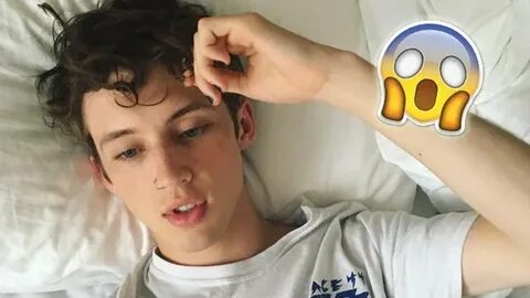 Troye Sivan’s Nudes Leaked And He Had The Most Hilarious Res