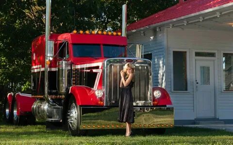 a9.jpg (900 × 559) Trucks and girls, Trucks, Peterbilt truck