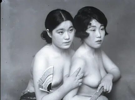 Vintage Japanese nude Antique nude portrait of two Japanes. 