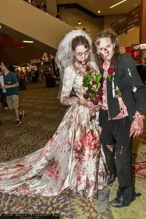 Zombie Bride and Zombie Groom Zombie bride, Zombie costume, 