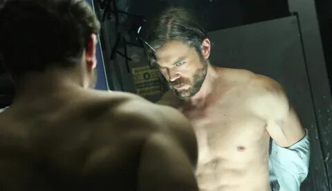 Shirtless Charlie Weber Shaves Off Beard & Hair for 'How to 