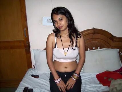 Beauty Tips & Style Tips: So Hot Indian Desi Aunties Photos.