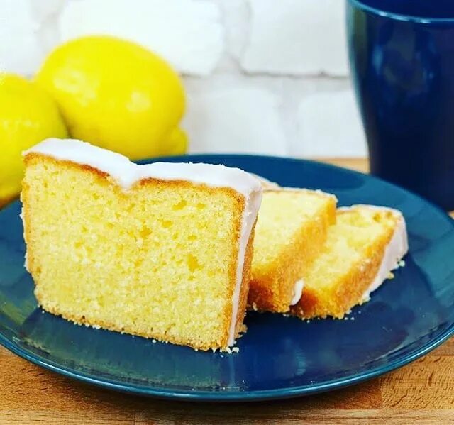 Hi ihr Lieben 🥰 wie wär’s mit einem einfachen 🍋 🍋 Zitonenkuchen in der K...