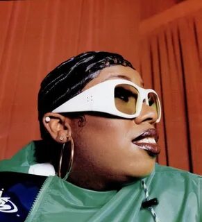 10 Of Missy Elliott's Most Memorable Beauty Moments 90s hip 