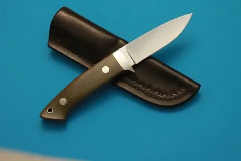 Loveless Drop Point Hunter mit grünem Canvas Micarta - Vasyl