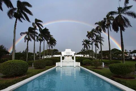 Laie Hawaii Mormon Temple - Go Waikiki Shuttle