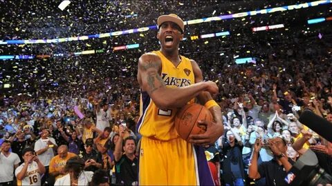 Kobe Bryant's Top 10 Moments As A Laker! - YouTube