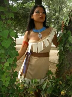 Pocahontas cosplay Pocahontas cosplay, Pocahontas halloween 