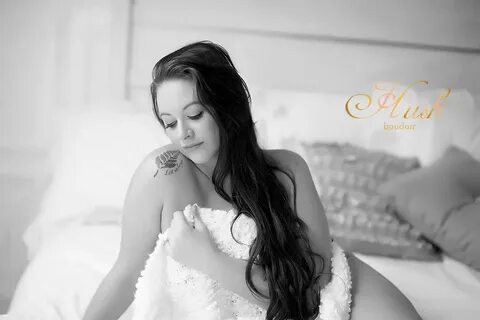 A beautiful Raleigh Boudoir Session - hushboudoirphotography