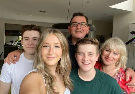 Dan Andrews on Twitter: "Merry Christmas, Victoria. https://t.co/Iu94KH2MRy" / T