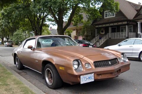 Old Parked Cars Vancouver: 1978 Chevrolet Camaro Sport Coupe