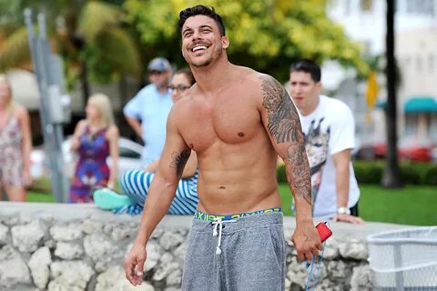 Jax Taylor Shirtless Selfie and Working Out: Photo The Daily