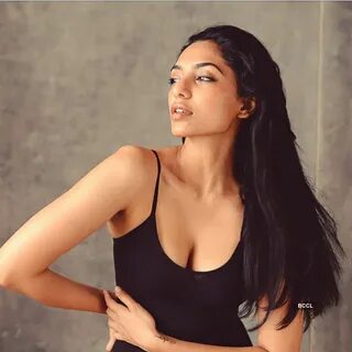 Sobhita Dhulipala is making heads turn with her bold & sultr