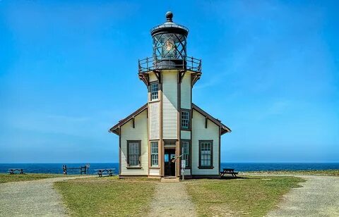 File:Point Cabrillo Light.jpg - Wikimedia Commons