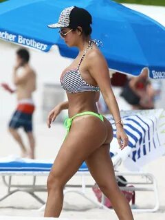 Jennifer Ruiz Diaz in Bikini -02 GotCeleb