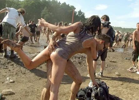 Crazy Woodstock. 18+ (немного фоток с польского фестиваля "М