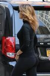 The 15 Hottest Celebrities Who Can't Stop Wearing Yoga Pants