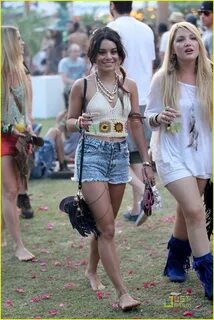 Vanessa Hudgens: Barefoot Babe at Coachella! Festival outfit