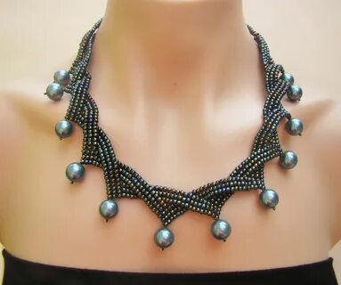 Items similar to Green blue pearl seed beads necklace, peaco