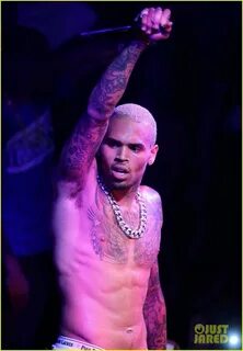 Chris Brown: Shirtless at Gotha Club in Cannes!: Photo 26922