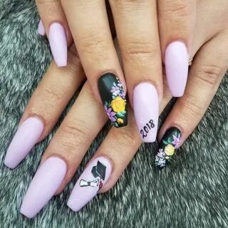 45 Awesome Graduation Party Nail designs For Your Big Day Gr