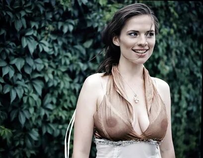 Hayley Atwell - Free pics, galleries & more at Babepedia