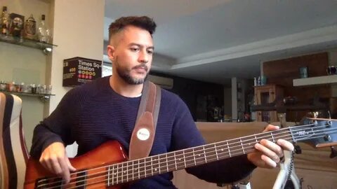 Metallica - Seek And Destroy - Bass Cover - YouTube