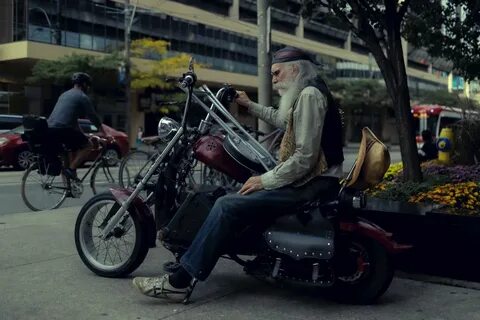 J в Твиттере: "Easy Rider. #toronto #streetphotography.