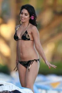 49 Hottest Vanessa Hudgens Bikini Pictures Will Make You Thi
