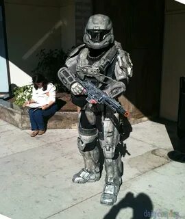 Thorn Noble 6 Armor from Halo - Daily Cosplay .com
