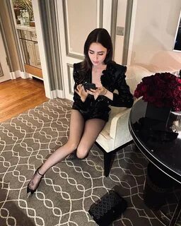 Lily Collins News Twitter'da: "#LilyCollins via Instagram 📸.