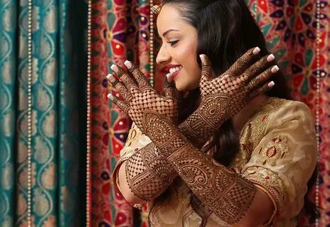 Gorgeous Back Hand Mehndi Designs To Try LivingHours