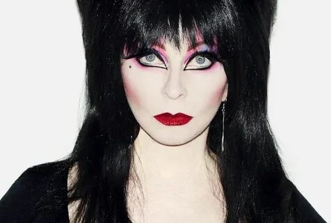 YOURS CRUELLY, ELVIRA X Elvira makeup, Dark beauty, Elvira c