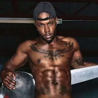 Love & Hip Hop's Milan Christopher Poses Completely Nude - E