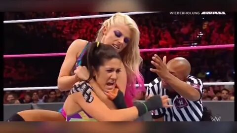 Wwe Divas Sleeper Hold, what Match has a Sleeper Hold. Write