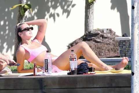 Dua Lipa - Spotted in a pink bikini in Miami-16 GotCeleb