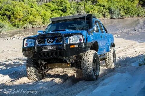 Nissan Navara D22, Modified.